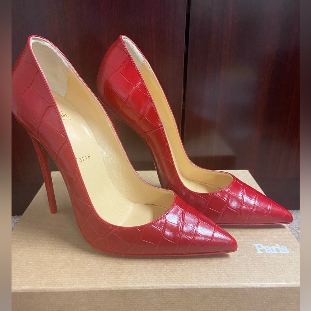 CHRISTIAN LOUBOUTIN Pigalle Follies 100 croc-effect red leather pumps Sz 39